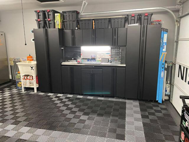 Ribbed Floor and Cabinets