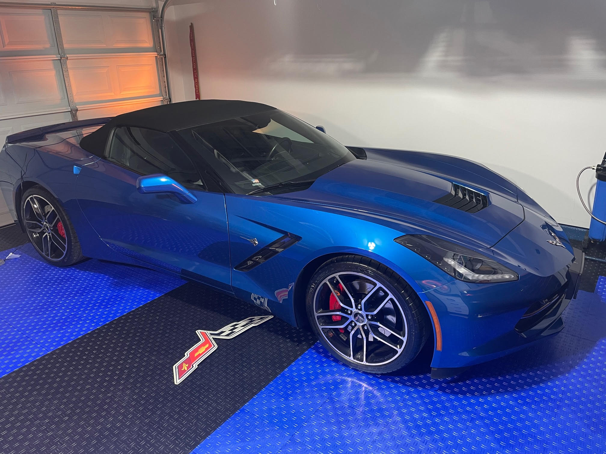 Blue Car on Blue and Black TrueLock Diamond Tiles