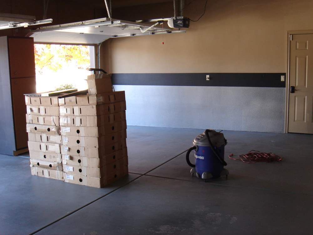 Unpacking garage floor tile