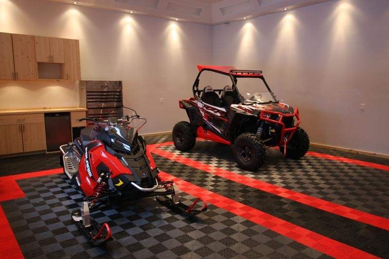 RaceDeck Free-Flow® Tiles