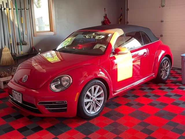 Red and Graphite Ribbed Tiles with Red Car on top