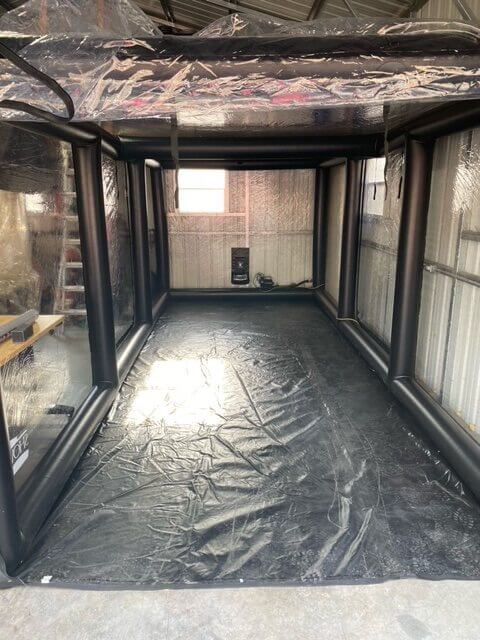 Car Capsule with Mat
