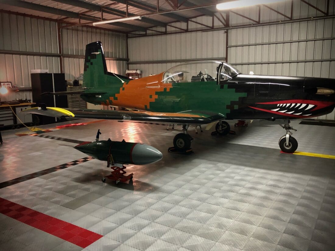 Airplane on TrueLock HDXT Diamond tiles