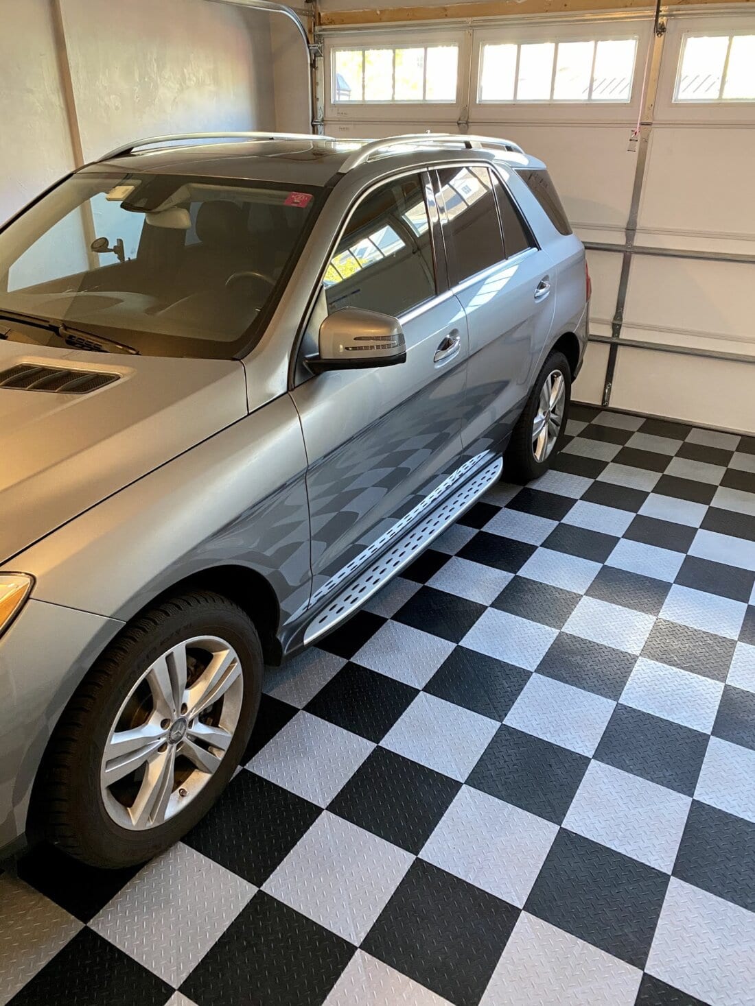 TrueLock HDXT Diamond tiles with Car on top