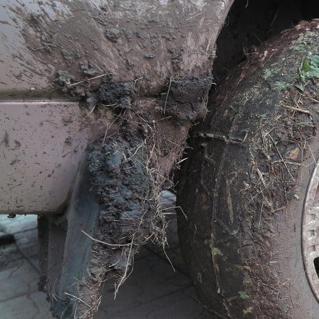 Containment Mats Perfect for Muddy TIres