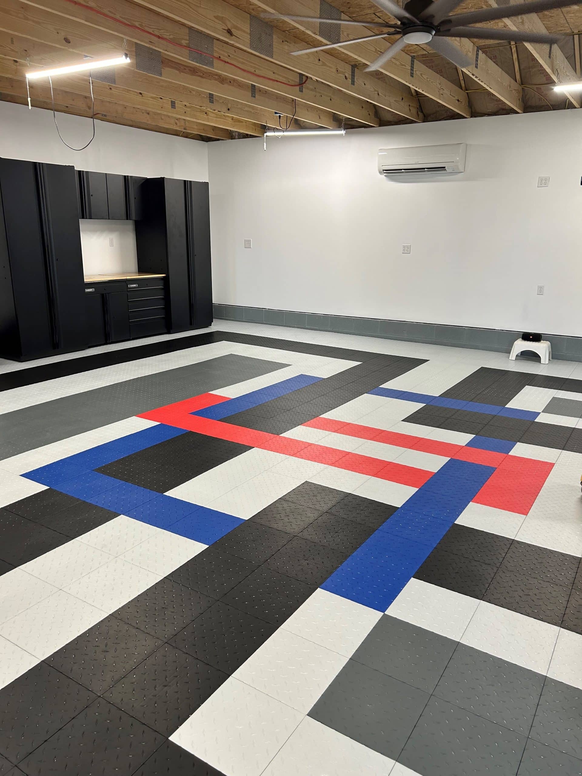 From Driveway to Design: Matching Your Garage Floor to Your Home’s Style